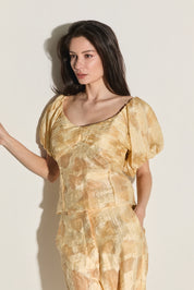 Amarelo