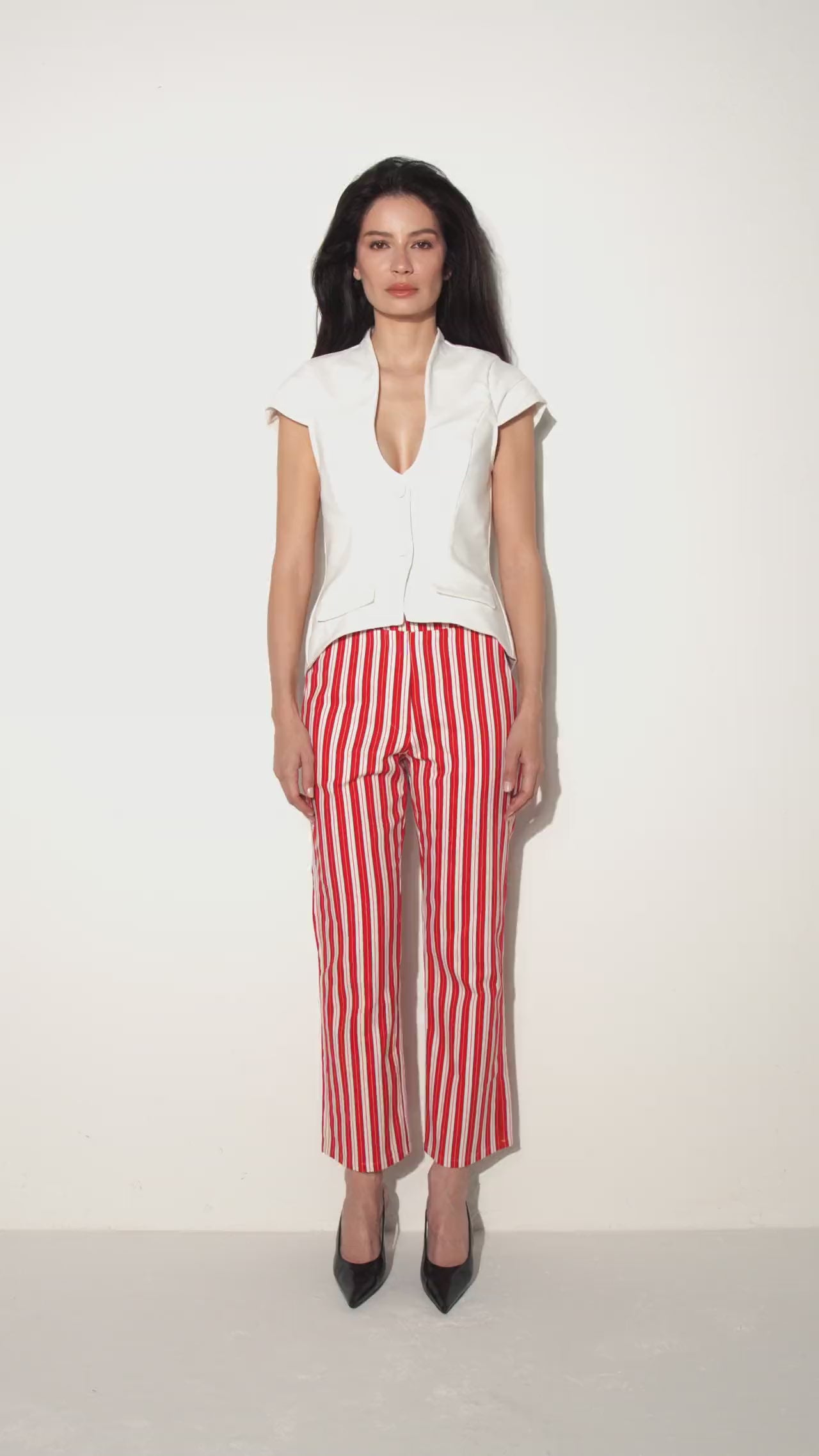 CALÇA CAPRI FOLIE LISTRAS ESTAMPADA